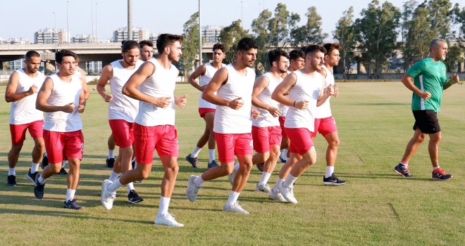 Karşıyaka'da gençler forma için savaşacak