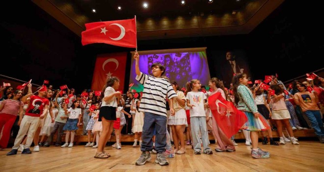 AASSM’den çocuk şarkıları yükseldi