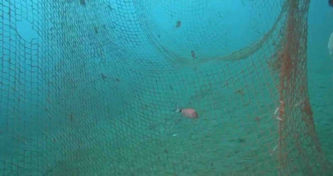 Denizlerde sessiz tehlike temizleniyor