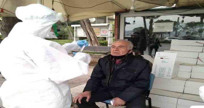 Karşıyaka'da korona testi yapılmaya başlandı