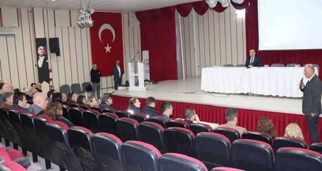 Kaymakam ve ilçe kurum yöneticileri muhtarları dinledi