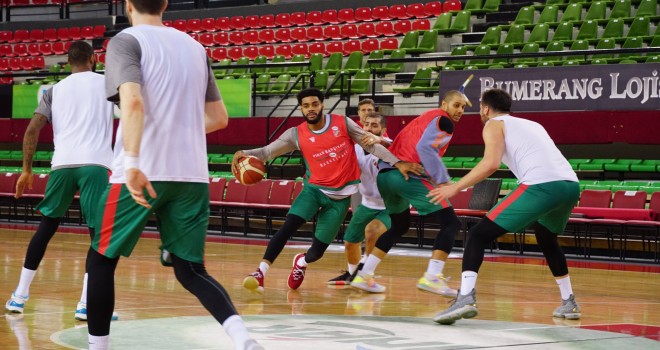 Pınar Karşıyaka'nın konuğu ZZ Leiden