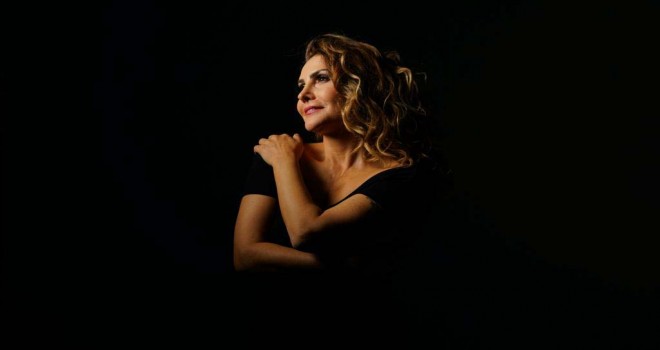 Olten Filarmoni Orkestrası'nın konuğu Serenad Bağcan