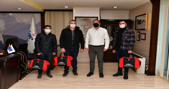 Çiğli Belediyesi salgın deprem dinlemedi vatandaşa hizmet etti