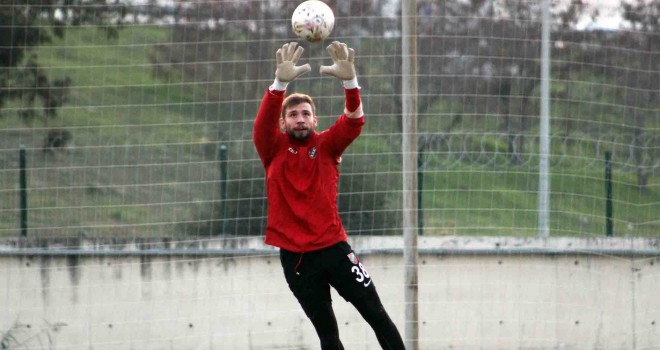 Karşıyaka'nın iki as oyuncusu döndü