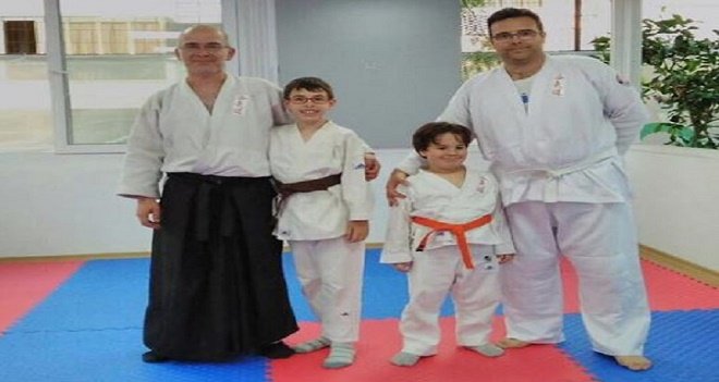 Babalar ve oğulları birlikte spor yapıyor...