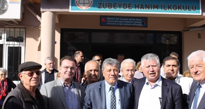 Balbay oyunu Karşıyaka’da kullandı