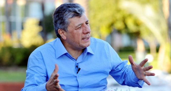 Balbay, seçim çalışmalarını bir günlüğüne Londra'da sürdürecek