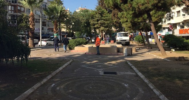 Bostanlı Balıkçı Parkı silbaştan yenileniyor...