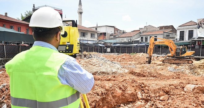 Balıkçılar Meydanı’nda mesai başladı