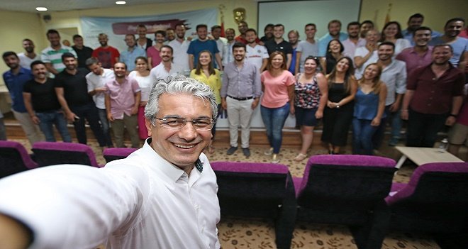 Başkan Akpınar CHP'li gençlerle buluştu