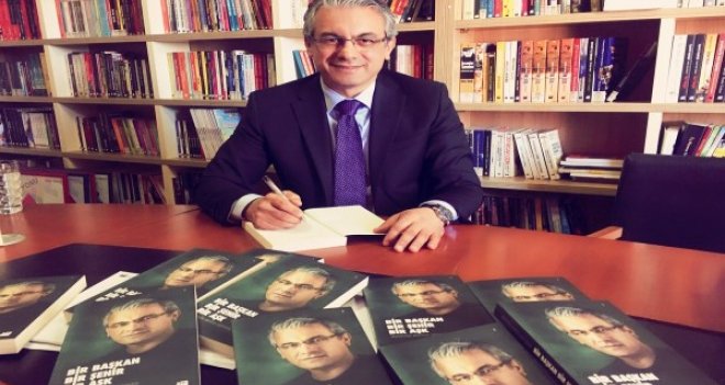 Başkan Akpınar hayatını kitap haline getirdi...