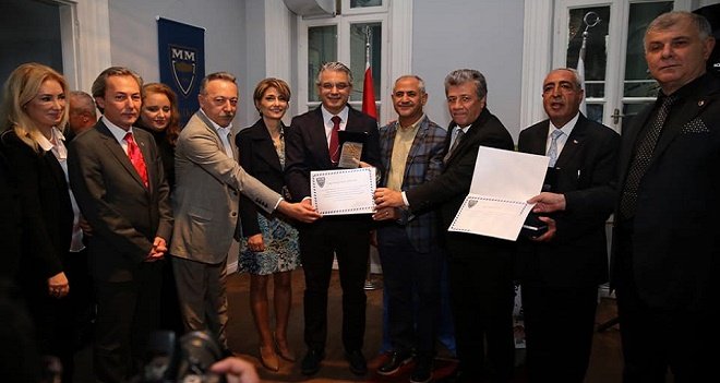 Başkan Akpınar'a Mülkiyeliler'den Üstün Hizmet Ödülü