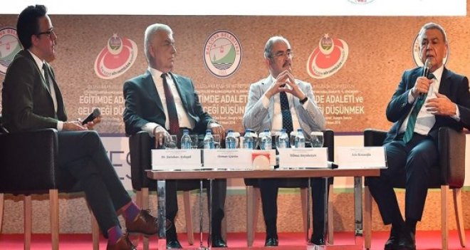 Başkan Kocaoğlu: Eğitim sistemi çelik-çomak oyununa döndü