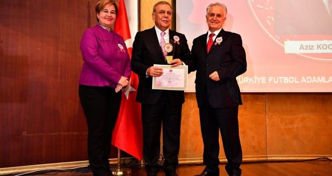 Başkan Kocaoğlu'na onur ödülü