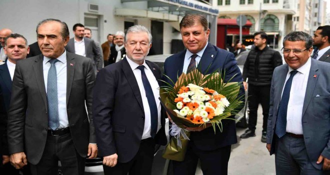 Tugay İzmir'in su sorunu yaşamaması için gerekli formülü açıkladı
