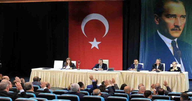 Konak Belediye Meclisi nisan toplantısını gerçekleştirdi