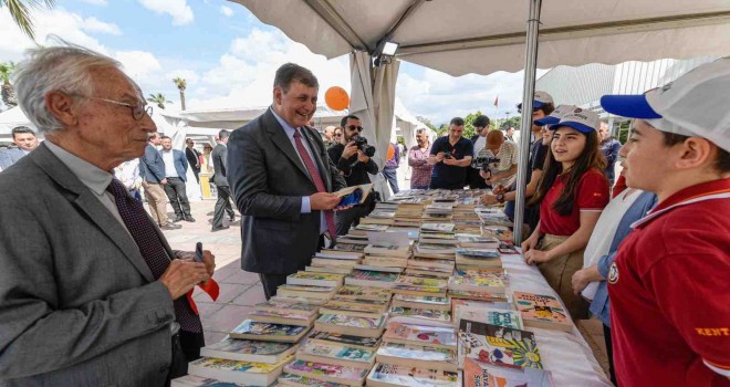 İzkitapfest - İzmir Kitap Fuarı açıldı