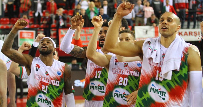 Pınar Karşıyaka yabancılarıyla vedalaşmadı...