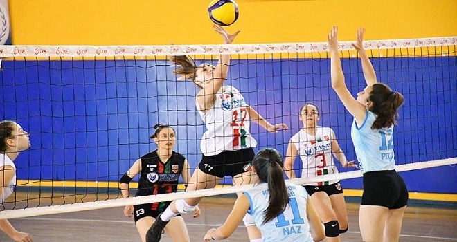 Karşıyaka Bölgesel Ligde 4'te 4...