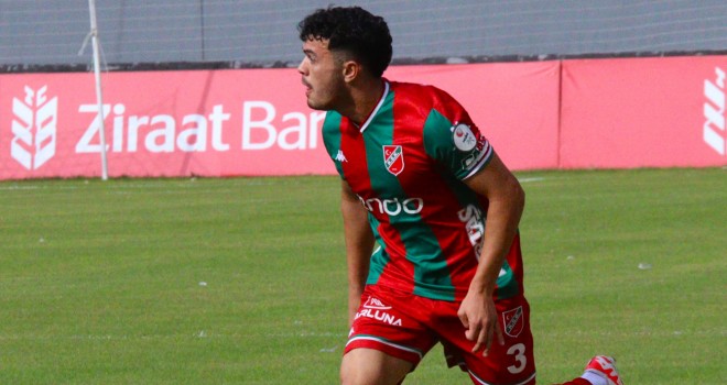 Karşıyaka'da Ferdi takımda kaldı