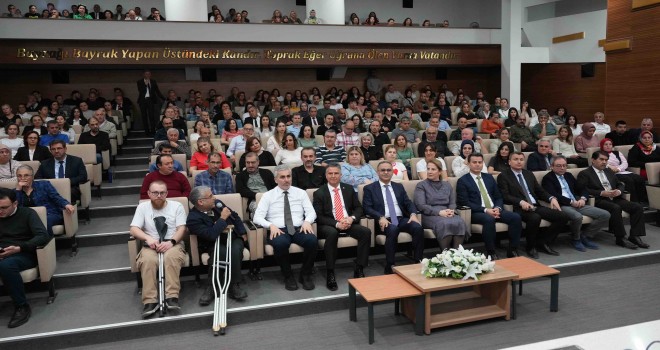 İzmir İl Millî Eğitim Müdürlüğü'nde bayramlaşma coşkusu