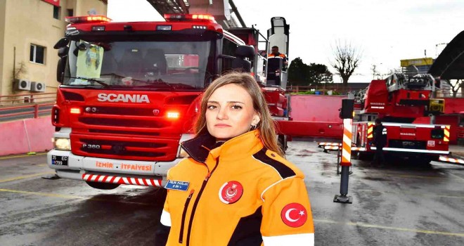 Depremde görevli kadın itfaiyeci: Ben artık aynı Pelin değilim
