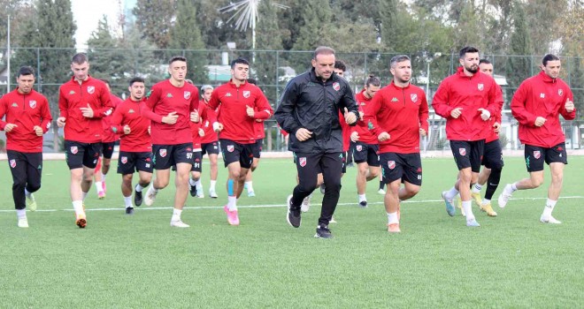 Karşıyaka, Kemerkent Bulvarspor'u ağırlıyor