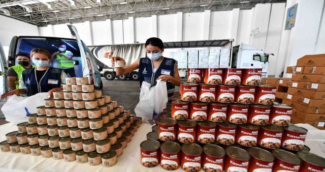 İzmir Büyükşehir Belediyesi sosyal desteklerini artırdı