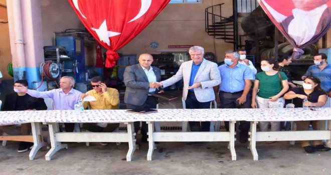 Narlıdere’de toplu sözleşme sevinci