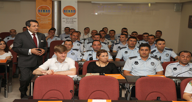 BELEDİYE ÇALIŞANLARINA ÖFKE VE STRESE KARŞI EĞİTİM