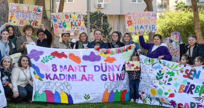 8 Mart Dayanışma Noktaları'nda kadınların sesi yükseldi