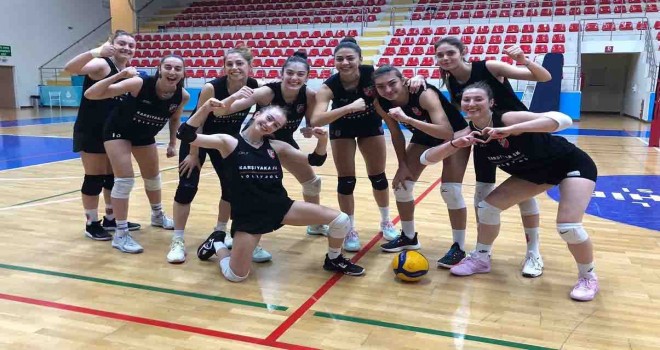 Karşıyaka filede İstanbul deplasmanında