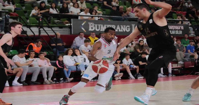 Pınar Karşıyaka, Ayos Konyaspor'u geçti