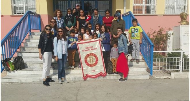 Bostanlı Rotaract Kulübü'nden eğitime destek