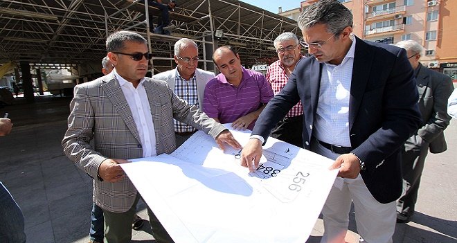 Bostanlı ve Yalı pazar yerlerinin açık alanları kapatılıyor