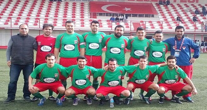 Bostanlıspor futbolda galibiyetle başladı…