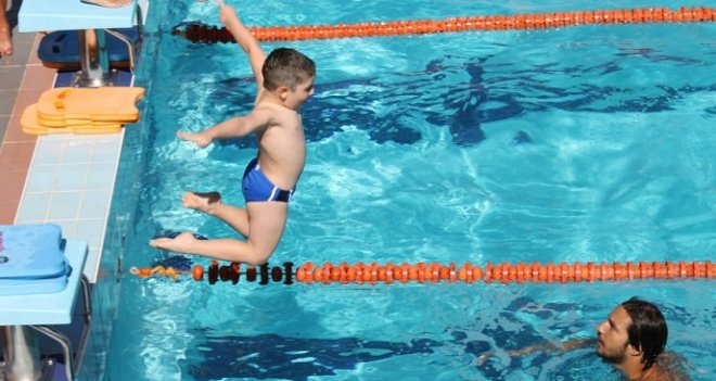 BOSTANLISPOR GENÇLERİ SPOR YAPMAYA DAVET EDİYOR…