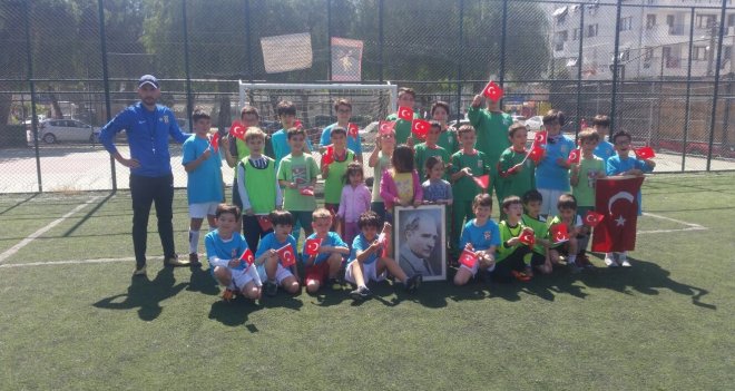 Bostanlıspor'dan çocuklara yaz sürprizi...