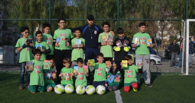 Bostanlıspor, köy okulları ile kitaplarını paylaşıyor