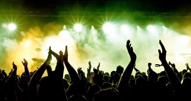 BU YAZ ÇOK HAREKETLİ VE RENKLİ GEÇECEK