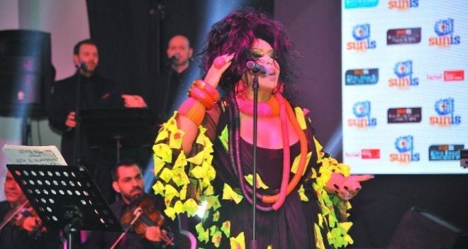 Bülent Ersoy: ''Çocuk Yapmak İstiyorum''