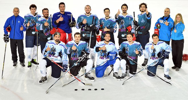 Büyükşehir, buz hokeyindeki rakiplerini de yetiştiriyor!