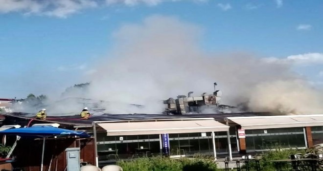 Yasemin Kafe'de yangın çıktı...