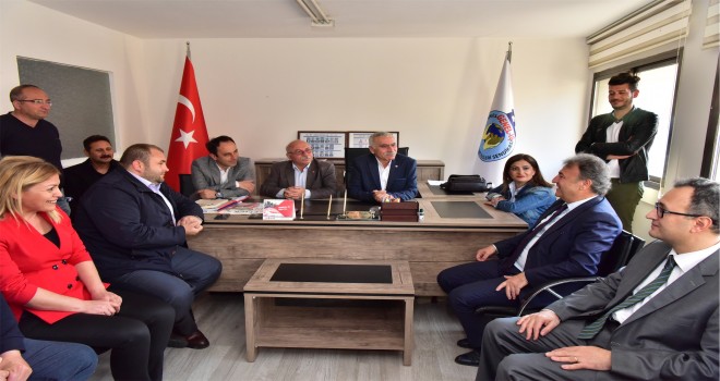 Başkan İduğ’un ilk ziyareti emek temsilcilerine