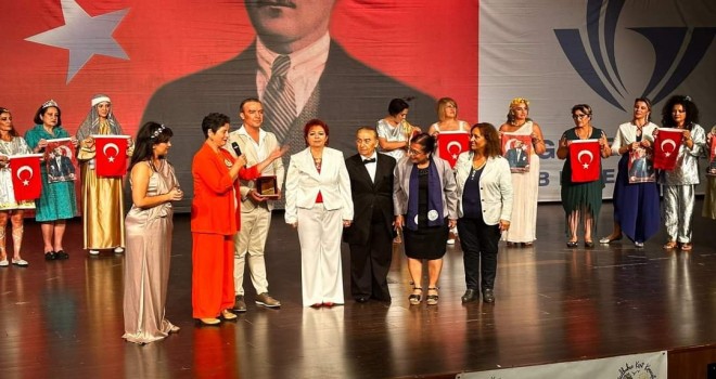 Narlıdere'nin güçlü kadınları Cumhuriyet'i anlattı