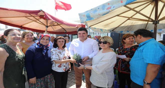 Buca’nın köylerine kadın eli değdi