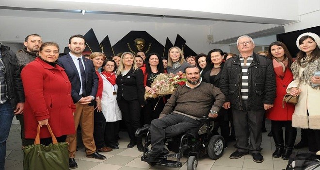 Ayda Mac, Karşıyaka Halk Eğitim Merkezi’ni ziyaret etti