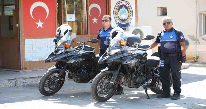 Bayraklı'da motorize zabıta ekipleri göreve başladı