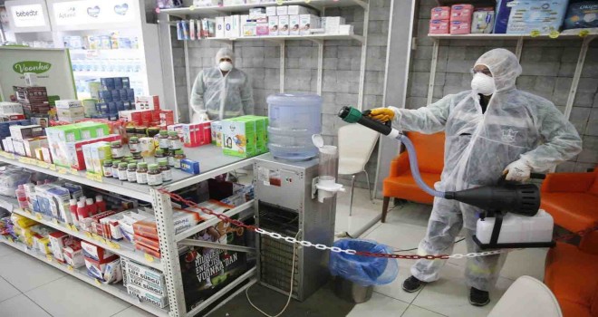 Konak Belediyesi salgınla mücadelede hız kesmiyor